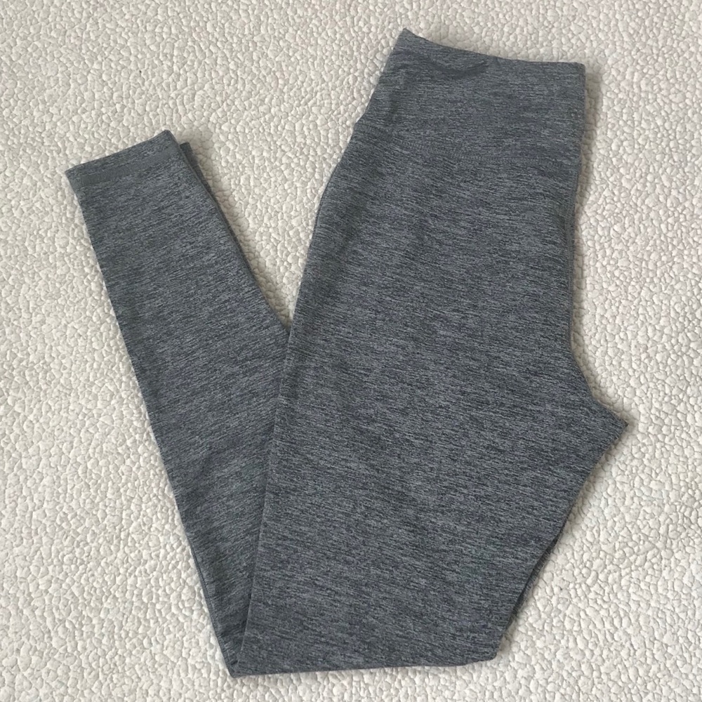 BOGO 🔴 Gray Full Length ASCEND Leggings
